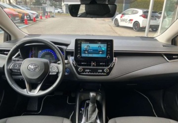 Toyota Corolla XII Sedan 1.8 Hybrid 122KM 2022 Toyota Corolla Toyota Corolla 1.8 Hybrid Comfort 1.8 Hybryda 122KM, zdjęcie 16