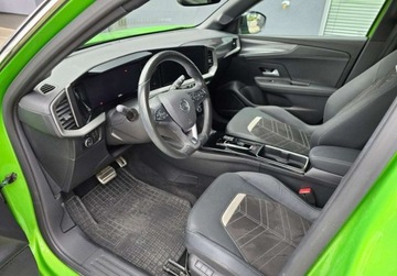Opel Mokka II SUV 1.2 Turbo 130KM 2023 Opel Mokka 1.2 PB 130KM EAT Ultimate Serwis ASO Gwarancja Producenta do 20, zdjęcie 9