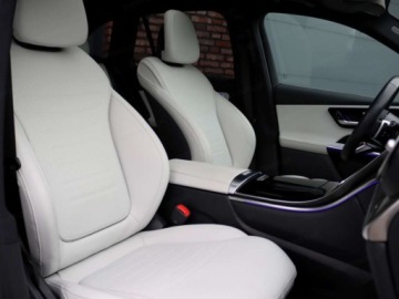 Mercedes GLC C254/X254 Coupe 2.0 220d 197KM 2026 GLC Coupe 220 d 4-Matic AMG Line 2.0 (197KM) 2026, zdjęcie 4