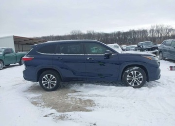 Toyota Highlander III 2023 Toyota Highlander XLE, od ubezpieczalni 2.4 Benzyna 265KM, zdjęcie 6