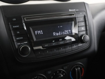 Suzuki Swift VI Hatchback Facelifting 1.2 DualJet SHVS 83KM 2021 Suzuki Swift mHEV klima tempomat, zdjęcie 22