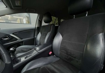 Toyota Avensis III Wagon Facelifting 1.8 Valvematic 147KM 2015 Toyota Avensis 1.8 147KM SKORAALCANTARA kamera manual BEZWYPADKOWA, zdjęcie 32