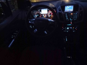 Ford Tourneo Connect II Standard 1.6 Ecoboost 150KM 2015 FORD TOURNEO CONNECT / GRAND TOURNEO CONNECT Kombi 1.6 EcoBoost 150 KM, zdjęcie 3