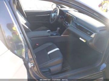 Toyota Camry IX 2025 Toyota Camry 2025r., 2.5l, od ubezpieczalni 2.5 Benzyna 184KM, zdjęcie 7