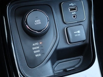 Jeep Compass II SUV 1.4 Multiair 170KM 2019 Jeep Compass 1.4 MultiAir, Salon Polska, zdjęcie 16