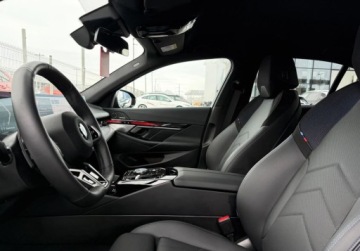 BMW Seria 5 G90-91 2025 BMW Seria 5 I wlasciciel M Sport Hak Gwarancja Bezwypadkowy FVAT23, zdjęcie 26