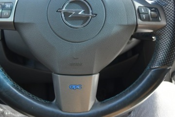 Opel Vectra C Kombi 2.8 V6 turbo ECOTEC 250KM 2008 Opel Vectra 2.8 250KM Manual 2008r. Skóra, zdjęcie 25