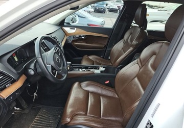 Volvo XC90 II SUV 2.0 T6 320KM 2018 Volvo XC 90 Auta z USA - Zapytaj o wiecej ofert 2.0 Benzyna 320KM, zdjęcie 3