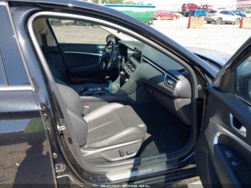  Genesis G70 2.5T 2025 2.5 Benzyna 300KM, zdjęcie 9