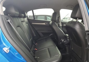 Alfa Romeo Stelvio SUV 2.0 Turbo 280KM 2019 Alfa Romeo Stelvio Auta z USA - Zapytaj o wiecej ofert 2.0 Benzyna 280KM, zdjęcie 8