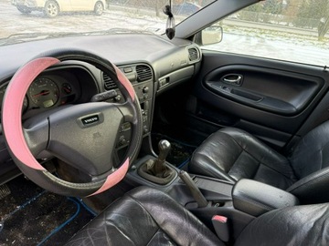 Volvo V40 I 1.8 SDI 122KM 2003 Volvo V40 Benzyna 1.8 - 2003 r, zdjęcie 5