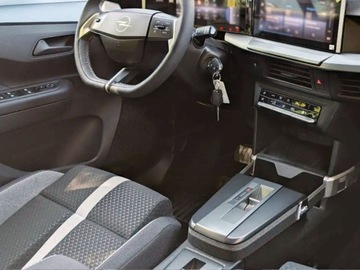 Opel Frontera C 2025 Od ręki - Edition eDTC6 1.2 T mHEV 110KM / Pakiet Komfort, Pakiet Tech, zdjęcie 3