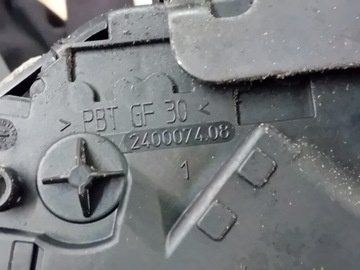 30699440 240007408 ZÁMEK DVEŘE LEVÝCH VOLVO V50