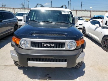 Toyota FJ Cruiser 2008 Toyota FJ 2008, po gradobiciu, od ubezpieczalni 4.0 Benzyna 243KM, zdjęcie 1