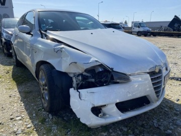 Alfa Romeo 147 Hatchback 1.9 MultiJet 8v 120KM 2008 Alfa Romeo 147 JTD, zdjęcie 1