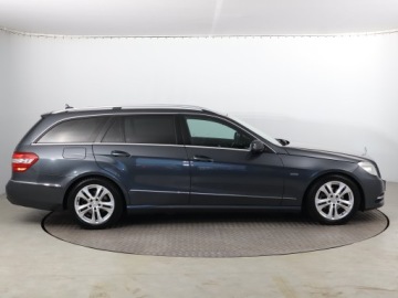 Mercedes Klasa E W212 Kombi 200 CGI BlueEFFICIENCY 184KM 2012 Mercedes E E 200, Automat, Skóra, Navi, Xenon, zdjęcie 5