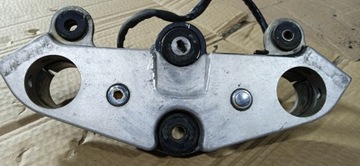 КРЕПЛЕНИЕ ВЕРХНЕЙ ПОЛКИ ПОДВЕСКИ SUZUKI GS 500