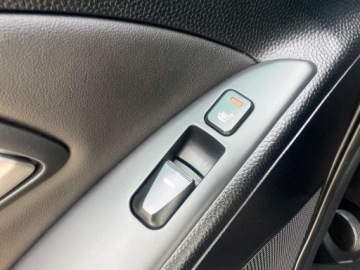 Hyundai ix35 SUV Facelifting 1.7 CRDi 115KM 2014 Hyundai ix35 NAWIGACJA POLSKORY KAMERA GRZANE FOTELE PRZOD TYL GRZANA SZYB, zdjęcie 19