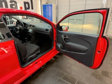 Volkswagen Polo V 2013 Volkswagen Polo R-Line 1.2 TSI Highline 2013 3D VAT Marza 1.2 Benzyna 90KM, zdjęcie 33