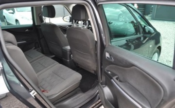 Opel Zafira C Tourer 1.4 Turbo ECOTEC 140KM 2016 Opel Zafira 7 osobowy 1.4 Turbo Benzyna Nawigacja Tempomat Cz. parkowania, zdjęcie 16