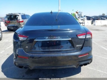 Maserati Ghibli III Sedan Facelifting 3.0 V6 350KM 2021 Maserati Ghibli 2021 MASERATI GHIBLI S 3.0 Benzyna 350KM, zdjęcie 5