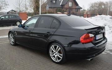 BMW Seria 3 E90-91-92-93 Limuzyna E90 318i 143KM 2008 BMW Seria 3 2.0B 2008r Navi Nowe Opony Zadbany 2.0 Benzyna 143KM, zdjęcie 6