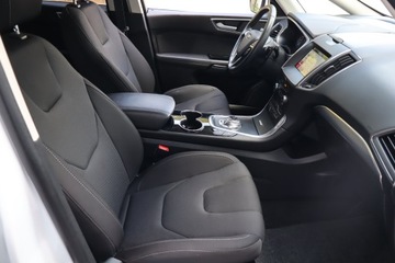 Ford S-Max II Van 2.0 EcoBlue 150KM 2019 Ford S-Max 2.0 EcoBlue, Automat, Navi, Klima, zdjęcie 8