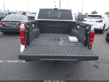 Toyota Tacoma II 2024 Toyota Tacoma Tacoma trd sport 4wd 2.4 Benzyna 278KM, zdjęcie 11