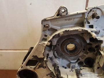 STIHL 044 046 MS440 ПОЛОВИНА КОРПУСА КОРПУСА ДВИГАТЕЛЯ