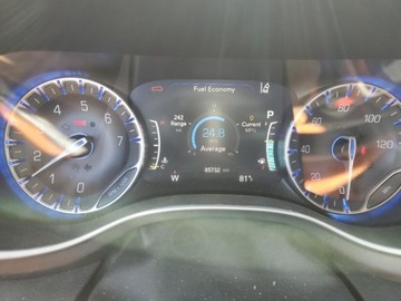 Chrysler Pacifica II 2022 Chrysler Pacifica Touring L 2022 3.6l 3.6 Benzyna 287KM, zdjęcie 9