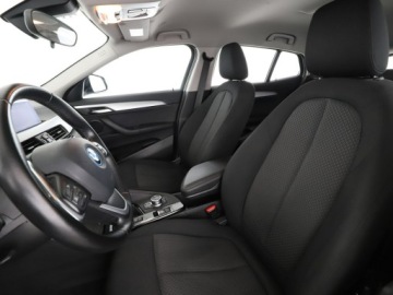 BMW X2 F39 Crossover Plug-In 1.5 25e 220KM 2023 BMW X2 PHEV 4x4 full LED automat navi klima auto, zdjęcie 13