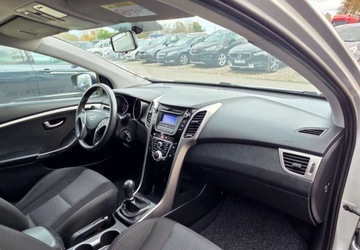 Hyundai i30 II Wagon 1.6 CRDi 110KM 2013 Hyundai i30 1,6 CRDI 110 KM Ksenon 6 Biegow 1.6 Diesel 110KM, zdjęcie 8