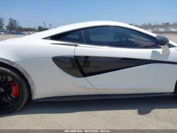  McLaren 570S Coupe 2016, 3.8, RWD, od ubezpieczalni 3.8 Benzyna 575KM, zdjęcie 10