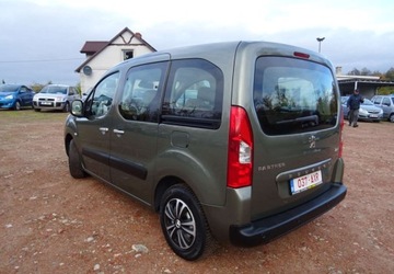Peugeot Partner II Furgon 1.6 HDi FAP 92KM 2011 Peugeot Partner 1.6ehdi-klima-navi-orginalny lakier,zadbany-oplacony 1.6, zdjęcie 10
