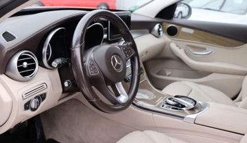 Mercedes Klasa C W205 Kombi 200 BlueTEC 136KM 2017 Mercedes-Benz Klasa C C180 1.6 D 136 KM Ideal Bezwypadkowy 2017r Warszawa, zdjęcie 3