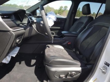 Jeep Grand Cherokee V 2023 Jeep Grand Cherokee Laredo 3.6 Benzyna 293KM, zdjęcie 7