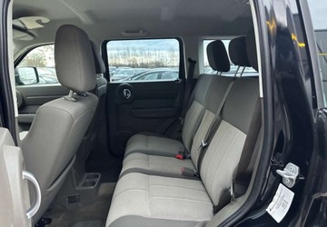 Dodge Nitro 2008 Dodge Nitro Dodge Nitro 3.7 V6 SLT 4WD 3.7 Benzyna 210KM, zdjęcie 4