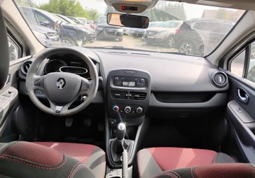 Renault Clio IV Hatchback 5d ENERGY dCi 90KM 2015 Renault Clio 2015r SALONOWY. 1.5 DCI. Uszkodzony tyl. Jezdzi. 1.5 Diesel, zdjęcie 6
