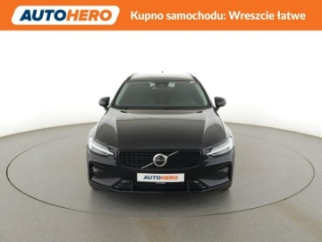 Volvo V60 II  Kombi Facelifting 2.0 B4 197KM 2023 Volvo V60 FV23% B4 Plus Dark automat mHEV skóra, zdjęcie 10