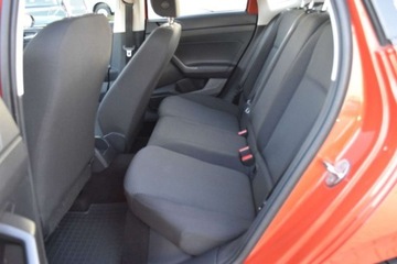 Volkswagen Polo V Hatchback 3d Facelifting 1.0 75KM 2017 Volkswagen Polo SalonPL 75KM MPI Trendline Pakiety Czujniki x2 Klimatyzajc, zdjęcie 27