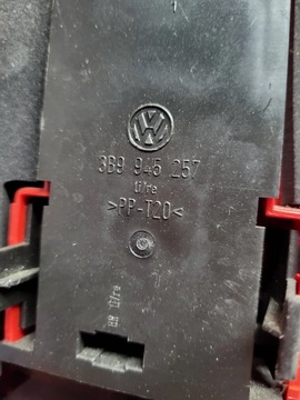 LA271 VOLKSWAGEN PASSAT B5 3B9945257 SVĚTLO ZADNÍ PRAVÝ