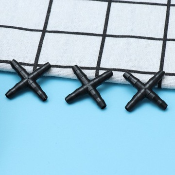 Соединитель шланга для капельного орошения сада