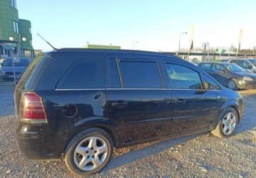 Opel Zafira B 1.9 CDTI ECOTEC 100KM 2007 Opel Zafira Opel Zafira 1.9 CDTI 1.9 Diesel 100KM, zdjęcie 2
