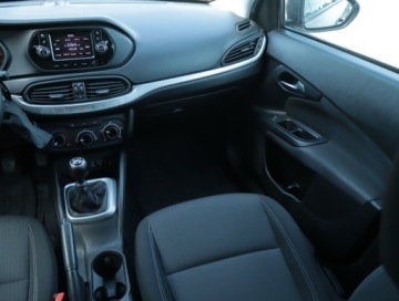 Fiat Tipo II Station Wagon 1.4 T-Jet 120KM 2016 Fiat Tipo 1.4 T-Jet, Klima, Parktronic, zdjęcie 7