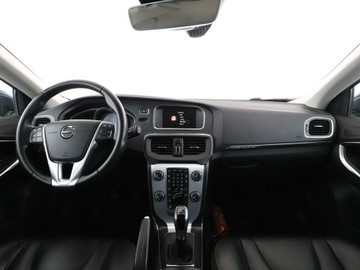 Volvo 2016 Volvo V40 Cross Country CrossCountry Ocean Race, zdjęcie 14