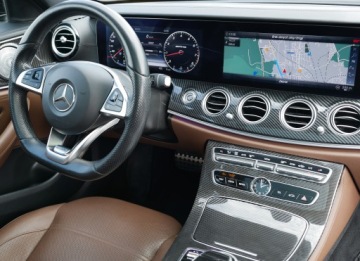 Mercedes Klasa E W213 Limuzyna AMG 3.0 AMG 43 401KM 2017 Mercedes E43 AMG 401 4m Burmaster Pamięć AirMatic Panorama Designo 20" Blis, zdjęcie 19