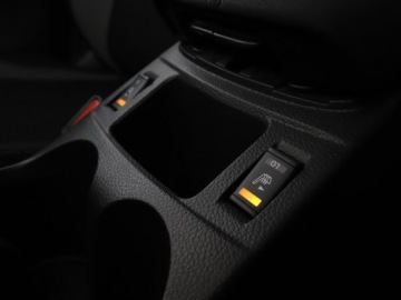 Nissan Qashqai II Crossover 1.6 DIG-T 163KM 2017 Nissan Qashqai klima auto grzane fotele czujniki, zdjęcie 24