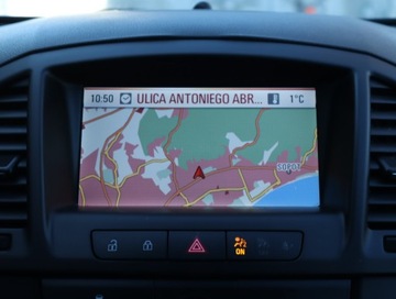 Opel Insignia I Sports Tourer 1.8 Twinport ECOTEC 140KM 2010 Opel Insignia 1.8, Navi, Xenon, Klima, zdjęcie 12