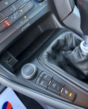 Ford Focus III Kombi Facelifting 1.6 TDCi 115KM 2015 Ford Focus SW BEZWYPADEK navi alu PISEMNA GWARANCJA w cenie Transport K, zdjęcie 37