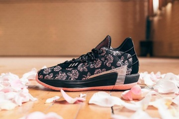 ADIDAS БАСКЕТБОЛЬНАЯ ДАМА